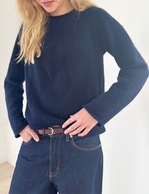 Plain Yoke Cashmere. Kun garn, link til oppskrift under.