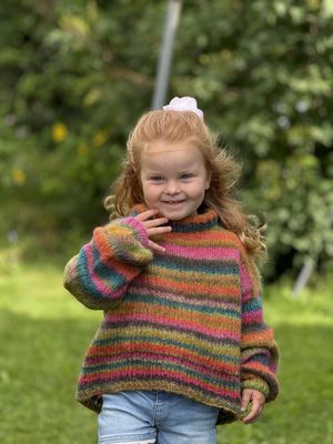 Lettvint chunky genser, junior. Oppskrift.