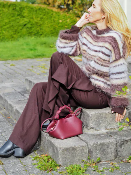 Hovedbilde Fuzzy Mista Sweater. Oppskrift