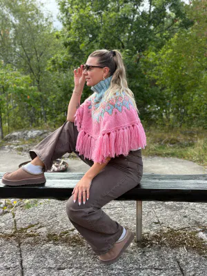 Frosted Fringe Poncho. Garnpakke