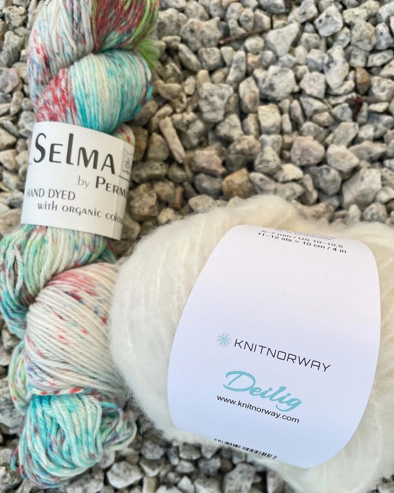 Smoothie genser, junior. Garnpakke.