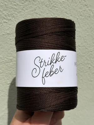 Mere snor.