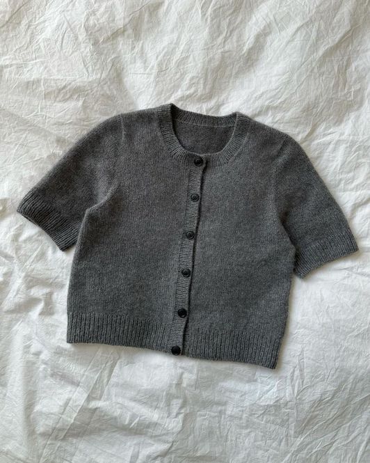 Hovedbilde Maggie Cardigan. Oppskrift
