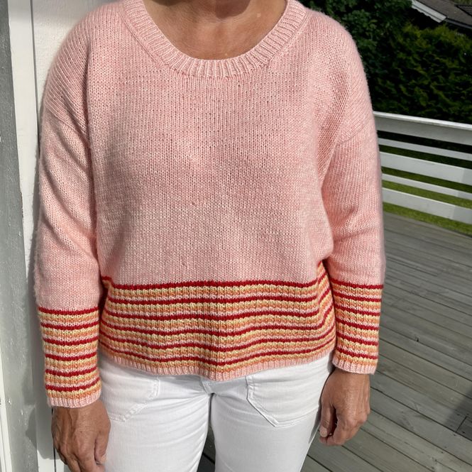 Hovedbilde Calla Sweater. Oppskrift